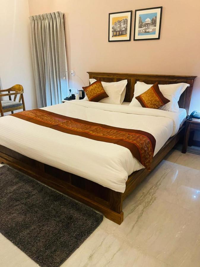 Dheergarh Palace Удайпур Экстерьер фото