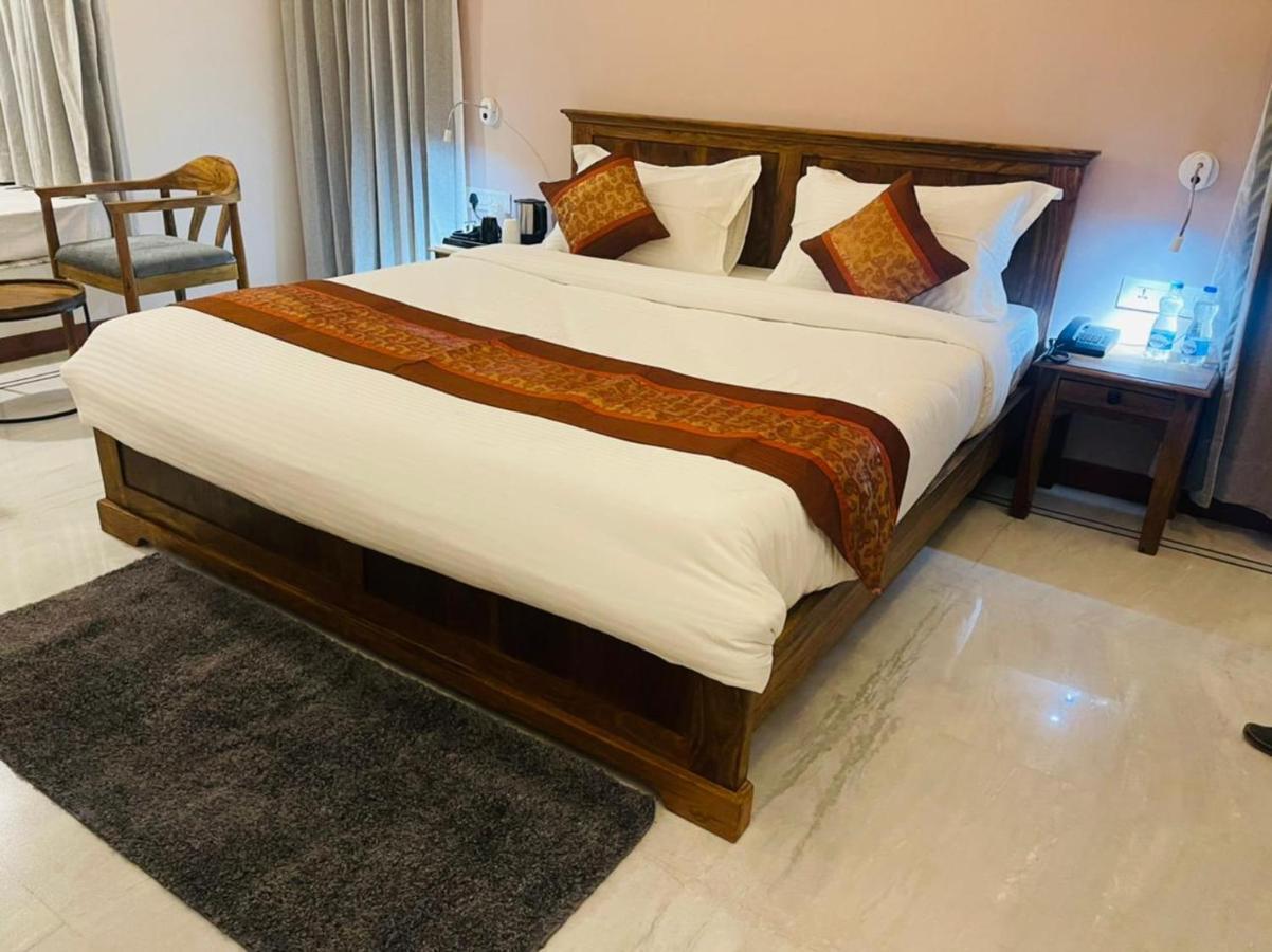 Dheergarh Palace Удайпур Экстерьер фото